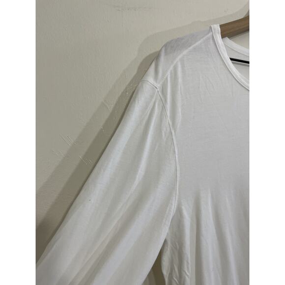 Lululemon 5 Year Basic Activewear T-Shirt M Capsule Run Workout Gym Hike Casual - Picture 6 of 15